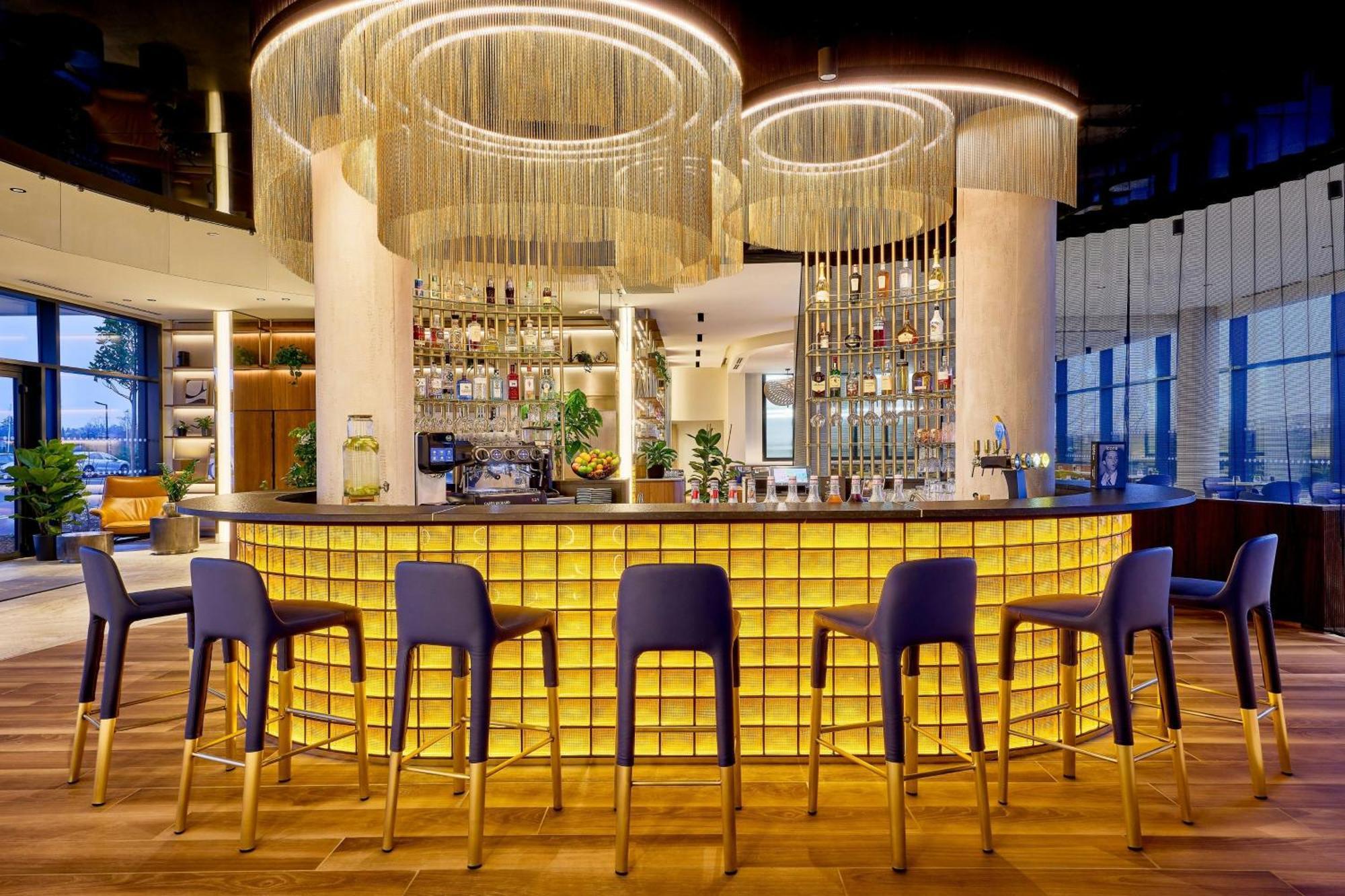 Courtyard By Marriott Lyon Eurexpo Stadium Genas Extérieur photo